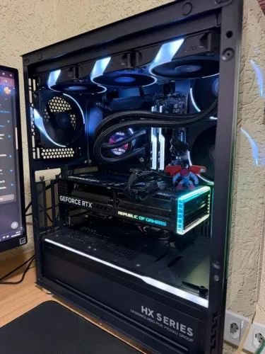 PC Gamer Ryzen 7 5700X + RTX 4060 Ti ROG Strix 8GB