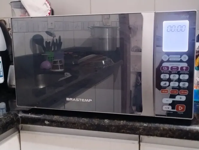 Micro ondas espelhado Brastemp todo aço inox 31 litros 220 volts funcionando