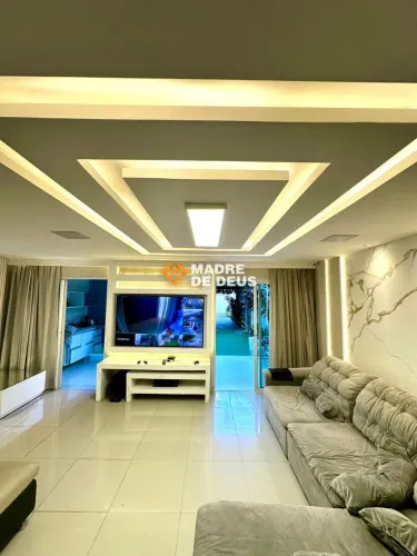 Casa Duplex no Edson Queiroz com 220m²