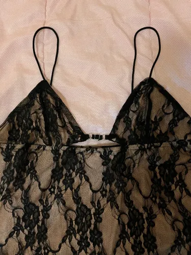 Vestido de renda belíssimo e sexy nunca usado