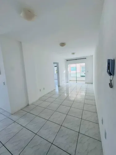 Apartamento de 02 quartos para locação Anual em Camboriú!!!!!
