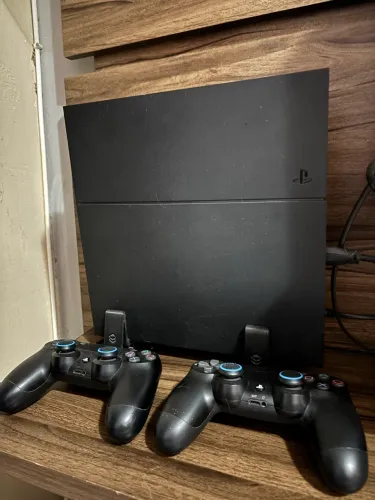 PlayStation 4 FAT l Único dono