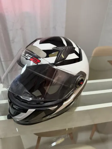 LS2