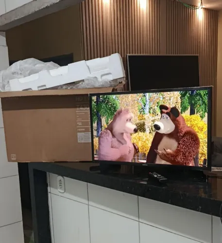 TV SAMSUNG 32 POLEGADAS SMART !! 4 MESES DE USO