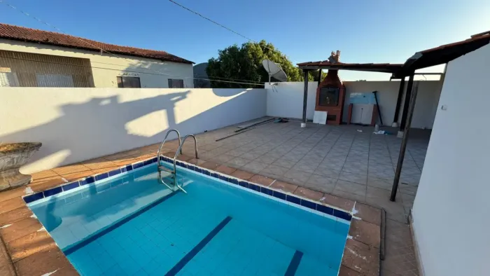 Casa para venda com piscina 3 quartos em Cidade Verde - Cuiabá - MT