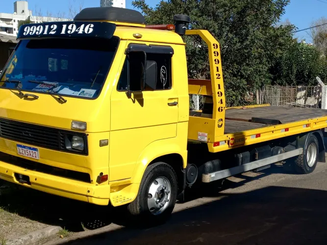 Guincho plataforma vw 7.110.s turbo