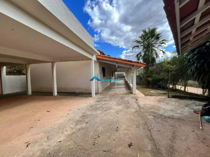 Chácara para Locação C/ 3 Quartos sendo 1 suíte, Piscina, Amplo Espaço, Loteamento Vivenda