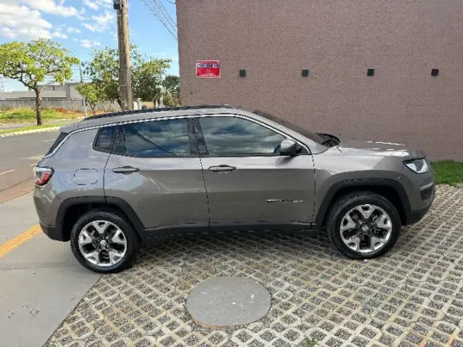 Jeep Compass Longitude 2.0 4X4 Dies. 16V Aut. 2019