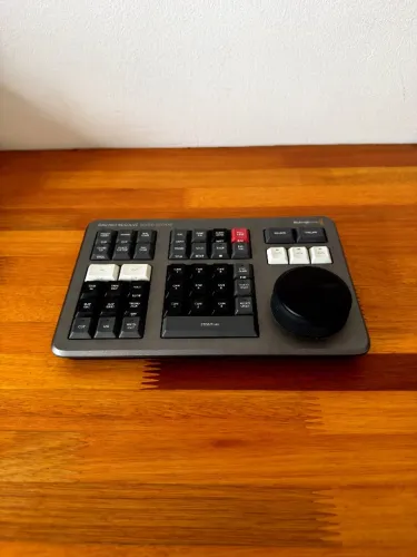Blackmagic Teclado Davinci Resolve Speed Editor