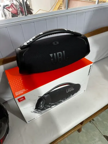 JBL Boombox 3