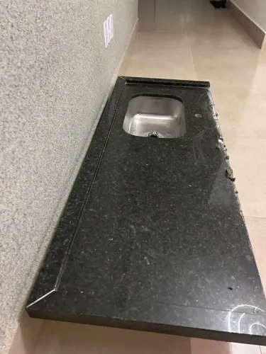 Pedra Ubatuba com Pia