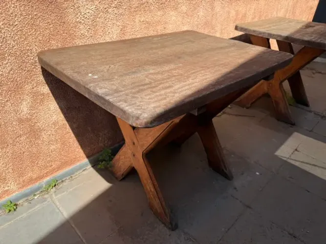 Mesa Rústica de Madeira Maciça