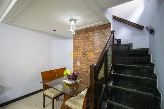Casa em Condomínio Fechado em Itaquaquecetuba - 150m², 3 Dorm. PORTEIRA FECHADA!!!