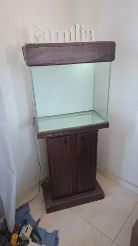 Aquário com Móvel - 56 litros (Vender Rápido)