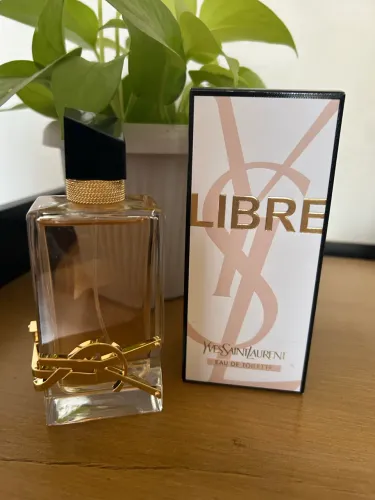 Perfume YSL Libre Eau de Toilette Feminino - ÓTIMA OPORTUNIDADE PARA AMANTES DE PERFUMES