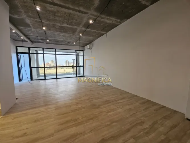 A Sala comercial - Batel.Que tal montar sua empresa em um magnífico imóvel localizado em u