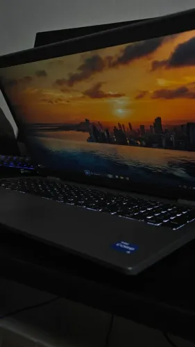Notebook Dell Latitude 3540 | i5-1335U 16GB ram e 256gb de armazenamento