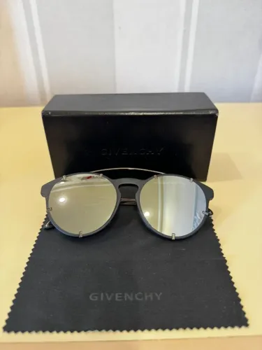 Óculos Givenchy GV 7088/S Original - Estado de Novo (Relíquia)
