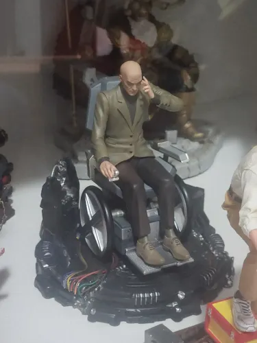 Professor Xavier Iron Studios Exclusivo CCXP 1/10 Caixa Parda