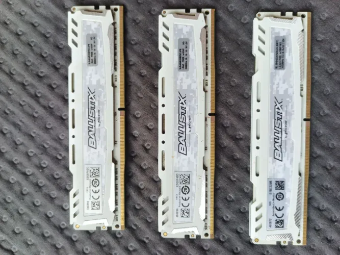 Memórias RAM 16 Gigas