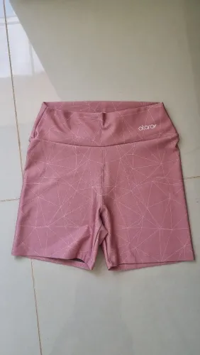 Shorts academia
