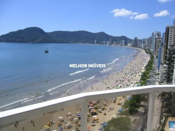Marques de Olinda - Apartamento Frente Mar à Venda com 3 Dormitórios e 2 Vagas em Balneári
