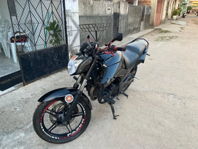 Fazer 250