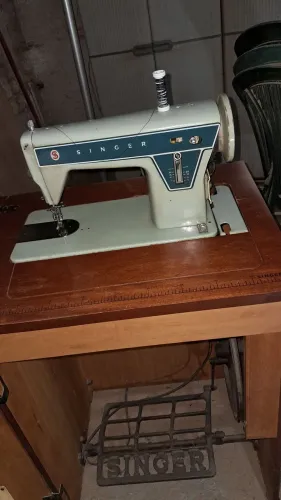 Maquina de costura caseira