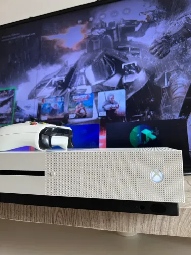 Xbox One S