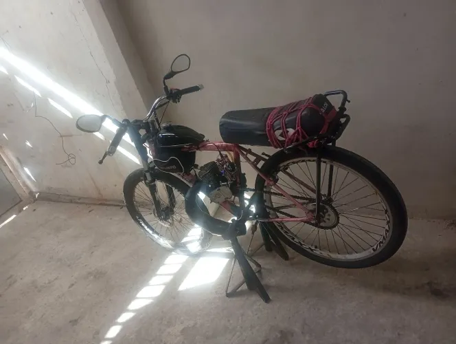 Vendendo motorizada preparanda 80cc