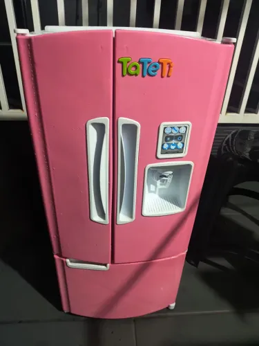 Geladeira infantil 2 portas CANDY TATETI