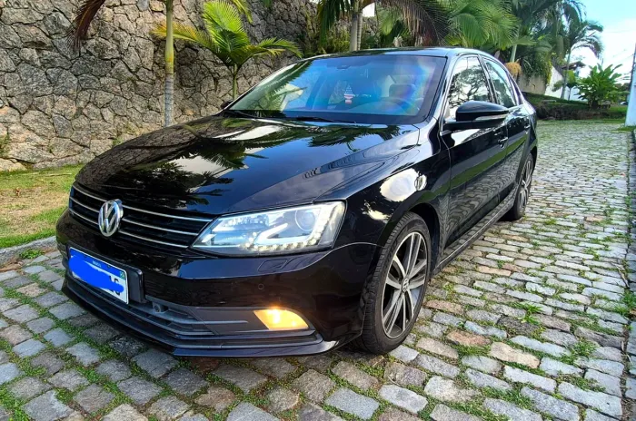 Volkswagen Jetta Highline 2.0 TSI 16V 4P Tiptronic 2016