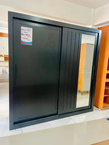guarda roupa com espelho  última peça 