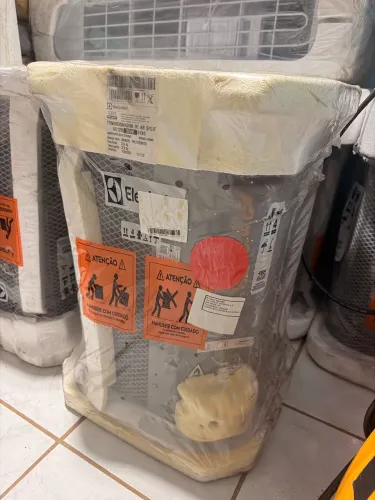Ar Condicionado 12.000 BTUs Quente/Frio - NOVO