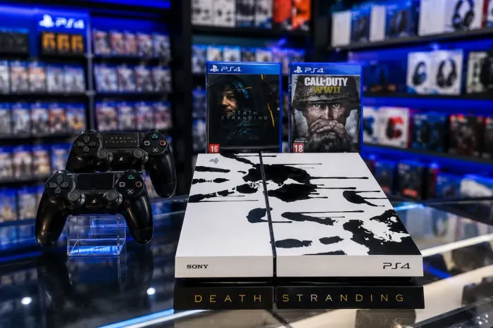 PS4 FAT 500GB Edição Death Stranding+ 2 controles + Dead strange+Call of duty ww2