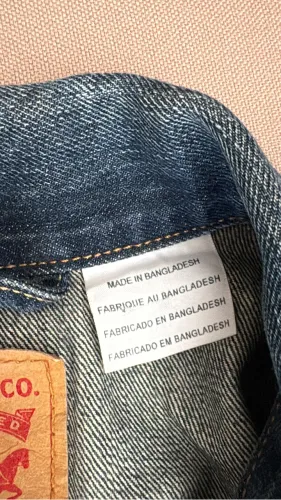 Vendo jaqueta Lewis TAM XL é um casaco Farm G