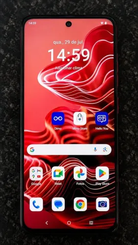 Motorola Moto G35 5G 256GB Vermelho - Funcionando | Detalhe no vidro da câmera