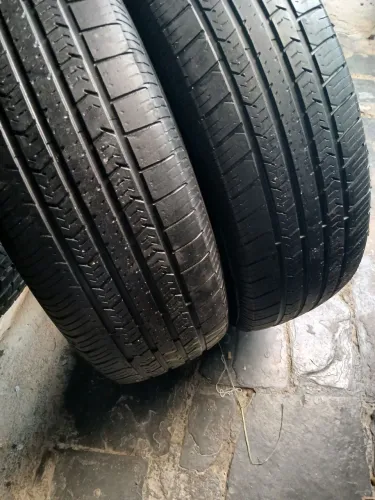 2 pneus 185/65/15