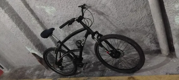 Bicicleta caloi 500 aluminio 21 marchas rodas aero cubo rolimã freio a disco suspensão