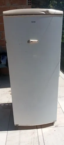 Vendo geladeira consul usada funcionando entrego