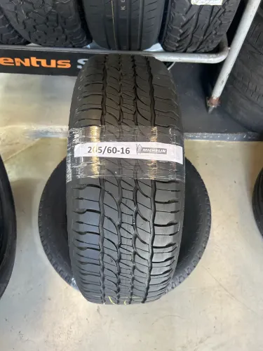 Pneu 205/60-16 Michelin 