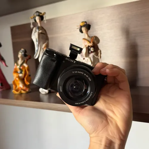 Sony a6400 + Lente 16-50mm 