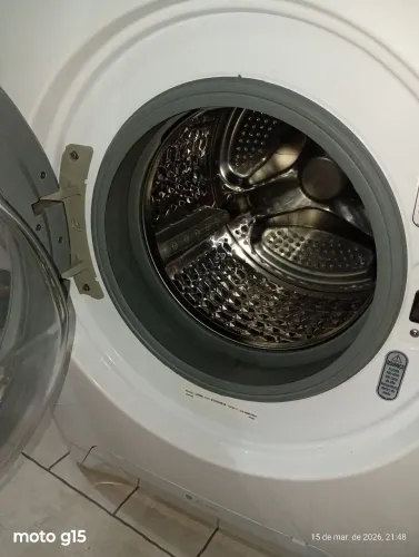 Lava e seca Eletrolux 9kg