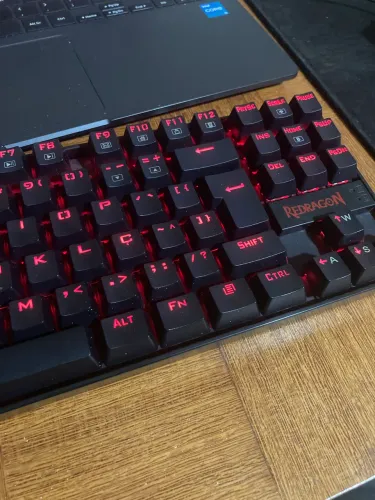 Teclado mecânico Kumara Reddragon switch Red