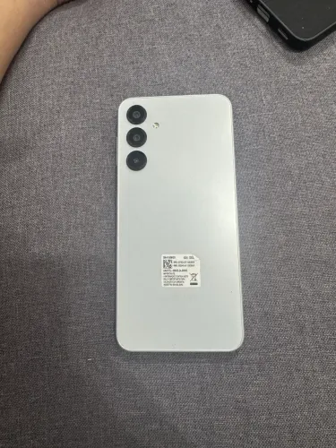 A16 128 GB