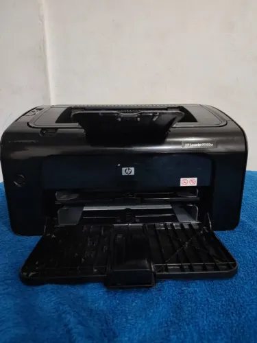 Impressora HP Laser Jet conectividade Wi-Fi e USB