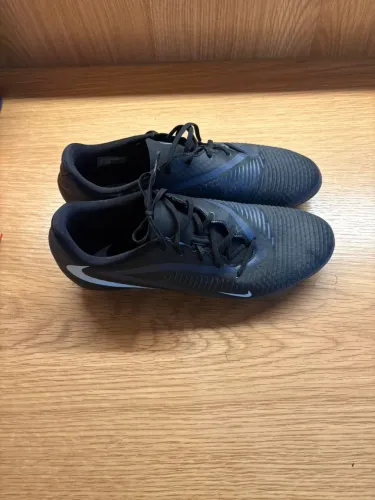 Chuteira Nike Phantom GX Preta - Pouco Usada - Tamanho 42