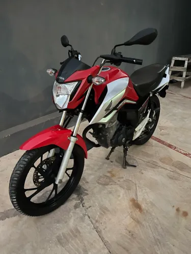Titan 160