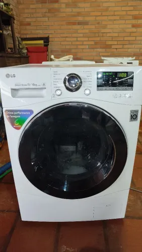 Lava e seca LG 11/6 Kg Direct Drive inverter