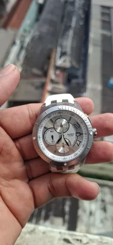 Relógio swatch automático original vendo olx pay mais entrega para todo Brasil faço envio